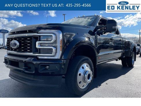 Used 2025 Ford F450 Platinum image 1