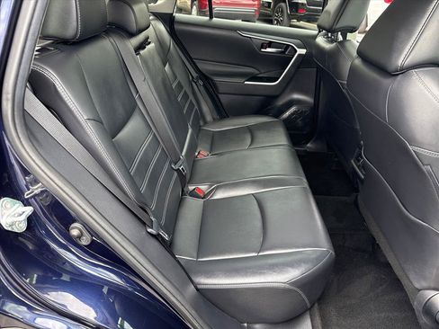 Used 2020 Toyota RAV4 XLE Premium AWD/4WD image 24