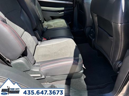 Used 2019 Ford Explorer XLT w/ Equipment Group 202A AWD/4WD image 38