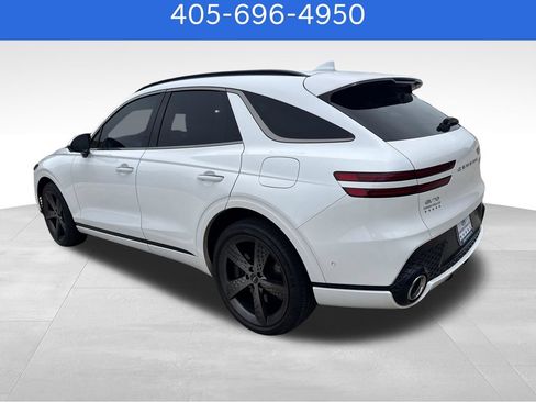 Used 2025 Genesis GV70 2.5T w/ Sport Prestige Package AWD/4WD image 7