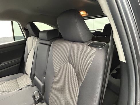 Used 2024 Toyota Highlander LE FWD image 57