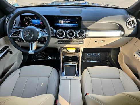 New 2026 Mercedes-Benz GLB 250 4MATIC image 26