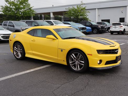 Used 2010 Chevrolet Camaro SS w/ LPO, Ground Effects Package RWD image 14