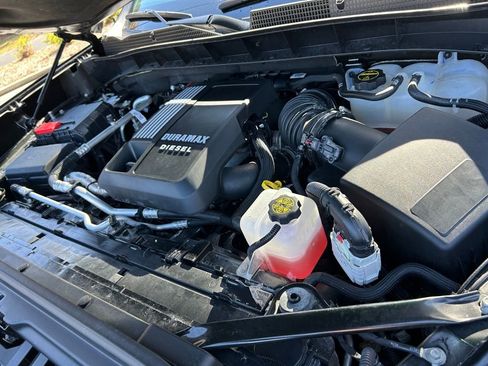 Used 2024 GMC Sierra 1500 AT4 w/ Technology Package image 60