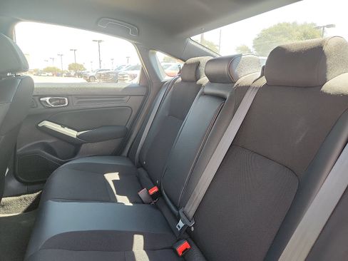 Used 2025 Honda Civic Sport image 12