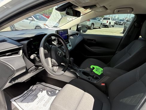 Certified 2025 Toyota Corolla LE FWD image 26