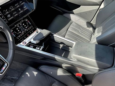 Certified 2023 Audi e-tron S Premium Plus w/ Black Optic Package image 22