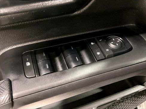 Used 2024 Toyota Tacoma SR image 40