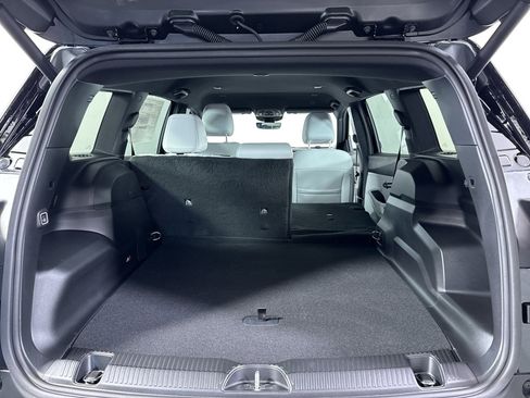 New 2026 Jeep Cherokee Limited AWD/4WD image 9