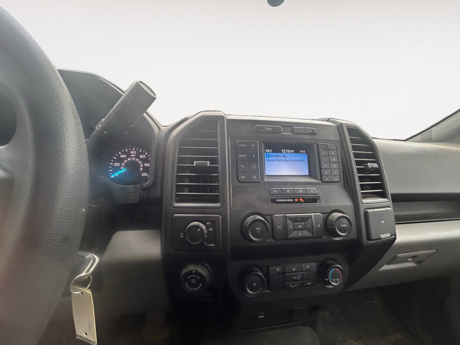 Used 2020 Ford F150 XL w/ Equipment Group 101A Mid RWD image 10