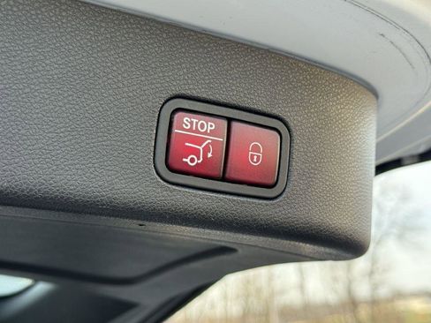 Used 2015 Mercedes-Benz GL 63 AMG 4MATIC image 27