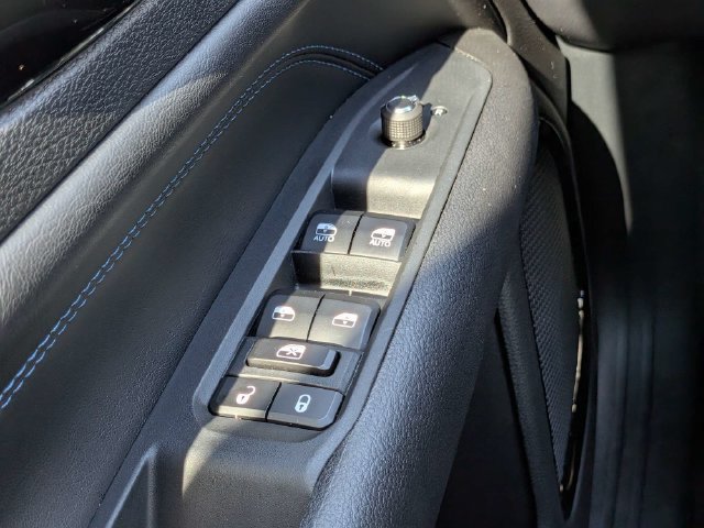 Used 2026 Jeep Compass Latitude AWD/4WD image 26