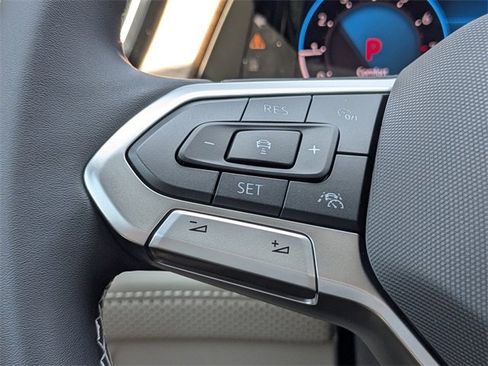 New 2026 Volkswagen Atlas SE image 28