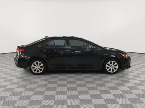 Used 2020 Toyota Corolla LE FWD image 27