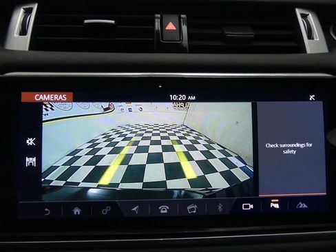 Used 2020 Land Rover Range Rover Sport HST image 10