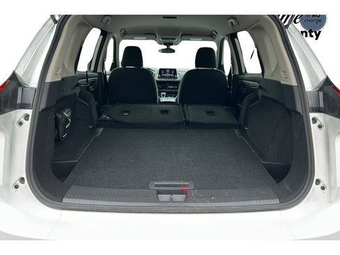 Certified 2025 Nissan Rogue S FWD image 10