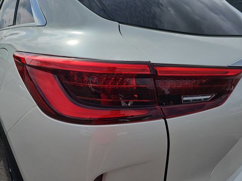 Used 2019 INFINITI QX50 Luxe w/ Navigation Package image 35