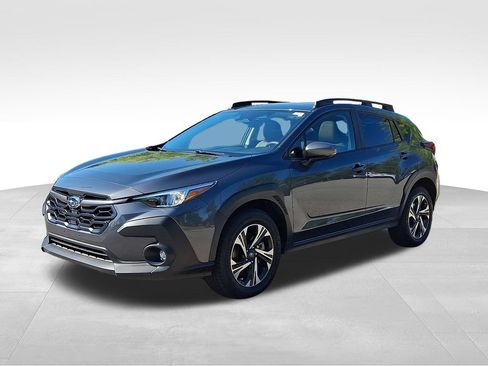 Used 2024 Subaru Crosstrek 2.0i Premium AWD/4WD image 3