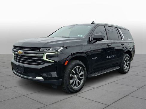 Used 2021 Chevrolet Tahoe LT w/ Luxury Package image 4