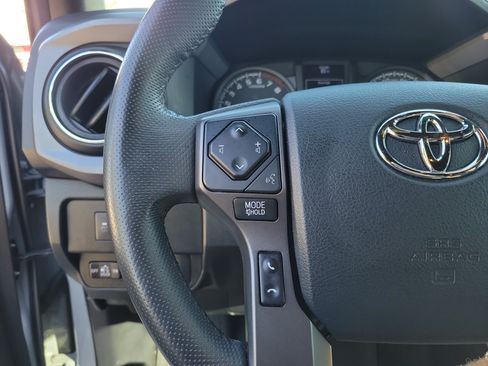 Used 2020 Toyota Tacoma TRD Sport RWD image 13