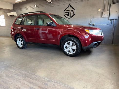 Used 2013 Subaru Forester 2.5X w/ Alloy Wheel Pkg AWD/4WD image 4