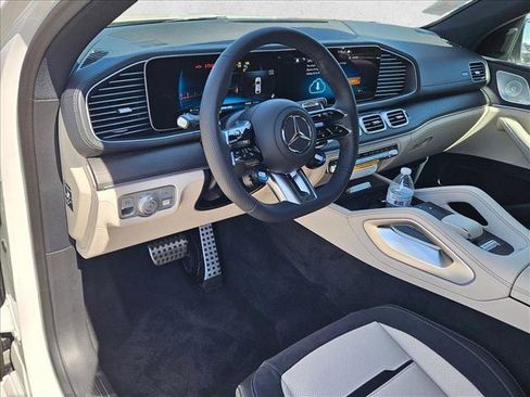 New 2026 Mercedes-Benz GLE 53 AMG 4MATIC Coupe image 9