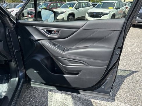 Used 2022 Subaru Forester Touring image 20