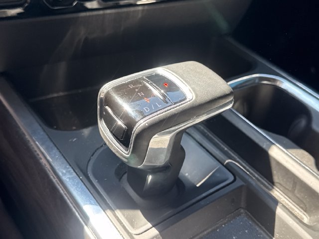 Used 2024 Chevrolet Silverado 1500 LTZ AWD/4WD image 14
