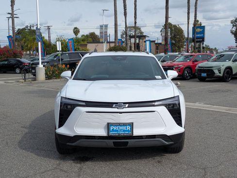 Used 2026 Chevrolet Blazer EV LT FWD image 8