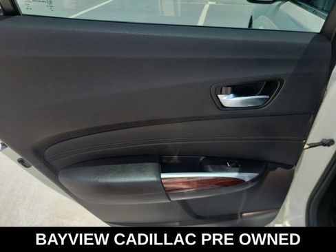 Used 2017 Acura TLX V6 FWD image 18