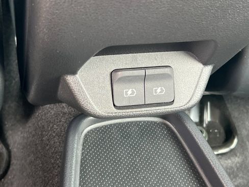 Certified 2024 Nissan Leaf SV Plus FWD image 14