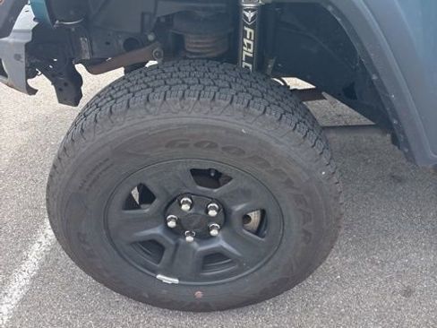 Used 2019 Jeep Wrangler Unlimited Sport image 3