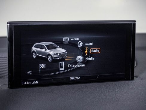 Used 2019 Audi Q7 3.0T Prestige w/ Prestige Package image 23