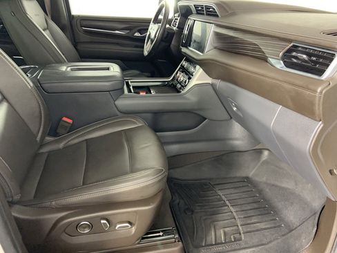 Used 2021 GMC Yukon Denali image 19