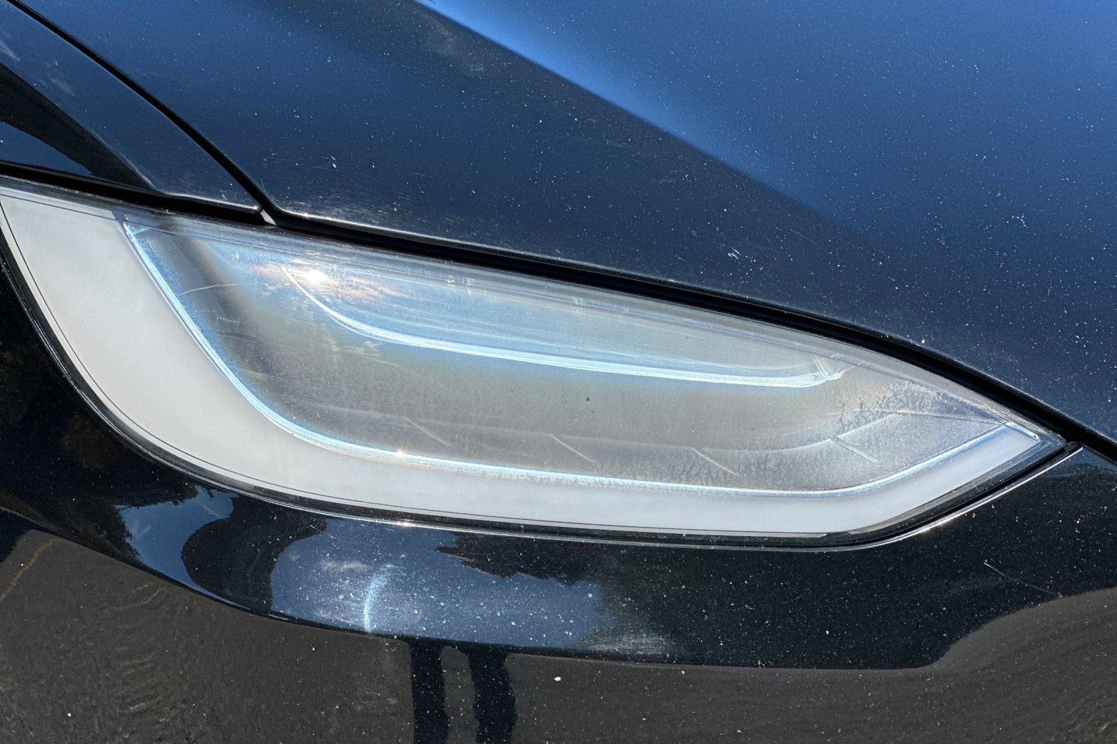 Used 2018 Tesla Model X 75D AWD/4WD image 11