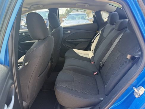 Used 2016 Dodge Dart SE w/ Convenience Group FWD image 11