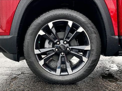 New 2026 Chevrolet Equinox RS w/ Convenience Package III AWD/4WD image 12
