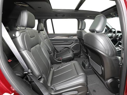 New 2026 Jeep Grand Cherokee L Limited AWD/4WD image 21