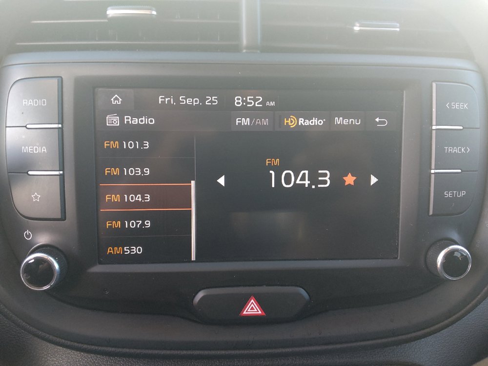 Used 2024 Kia Soul LX FWD image 25