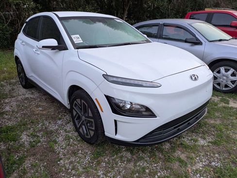 Used 2023 Hyundai Kona SE w/ Cargo Package image 1