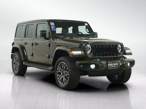Used 2024 Jeep Wrangler High Altitude AWD/4WD image 7