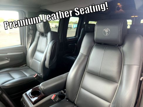 Used 2015 Chevrolet Express 2500 RWD image 26