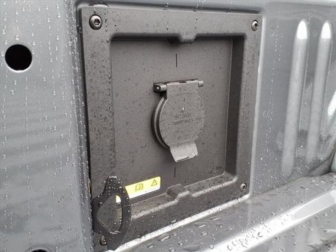 New 2026 Ford F150 XLT w/ Equipment Group 302A MID image 9