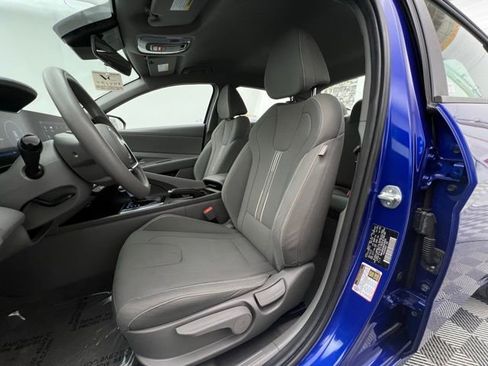 Used 2024 Hyundai Elantra SEL image 21