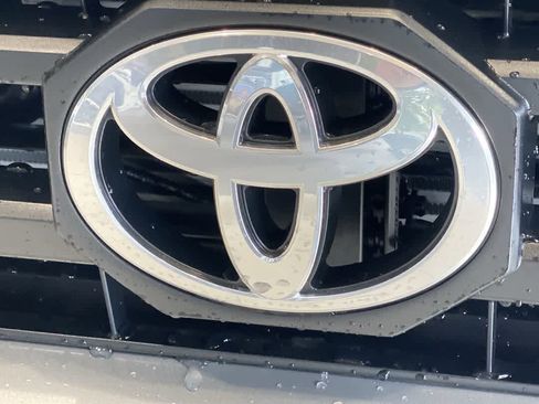 New 2026 Toyota 4Runner SR5 image 10