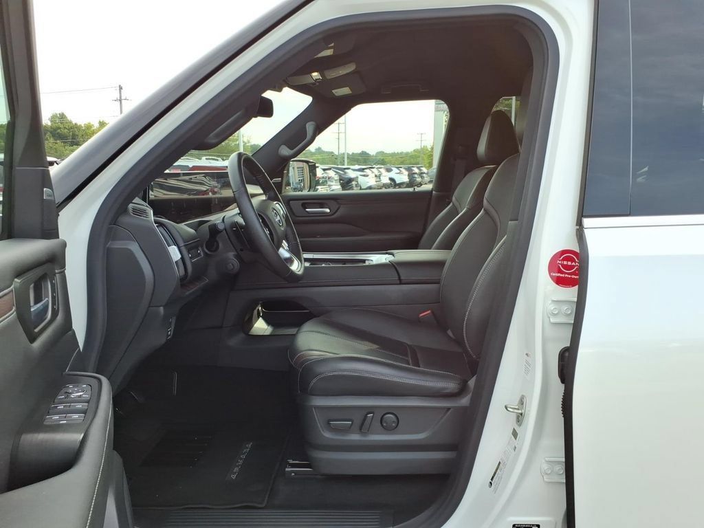 Certified 2025 Nissan Armada SL w/ Captain's Chari Seat Package AWD/4WD image 4