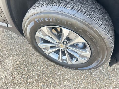 Used 2025 Chevrolet Equinox LT image 30