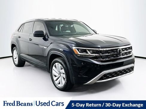 Used 2023 Volkswagen Atlas Cross Sport SE AWD/4WD image 1