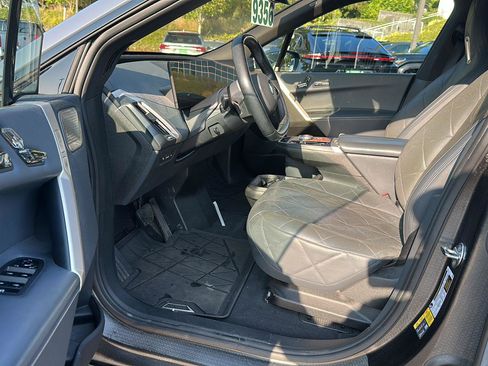 Used 2023 BMW iX M60 AWD/4WD image 8