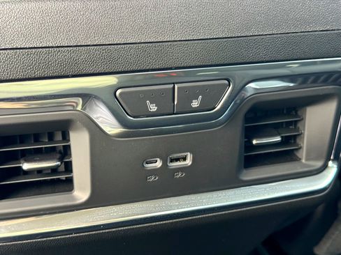 Used 2025 Chevrolet Silverado 3500 LTZ w/ LTZ Convenience Package image 22